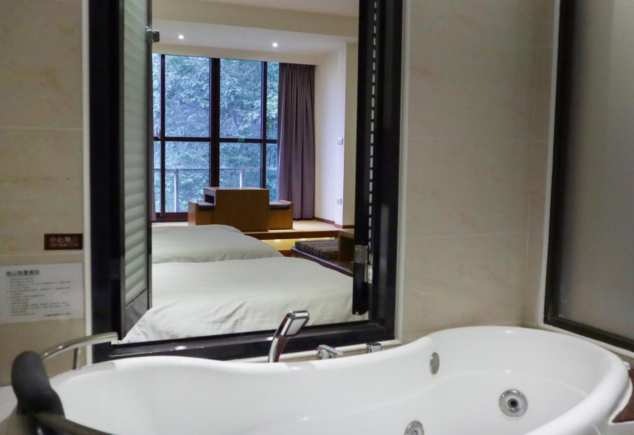 Howard Resort Xitou Лугу Экстерьер фото