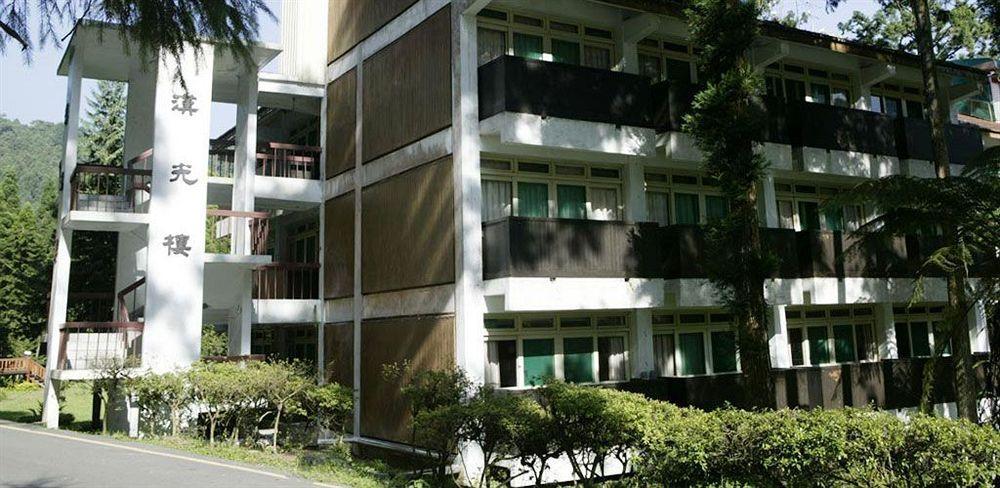 Howard Resort Xitou Лугу Экстерьер фото